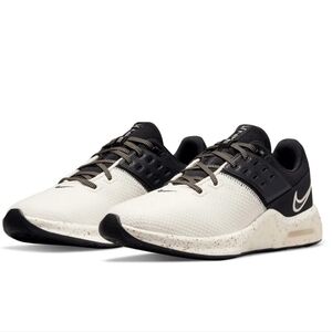 NIKE AIR BELLA TR4 PREMIUM. BLACK/SAIL. SIZE: 7